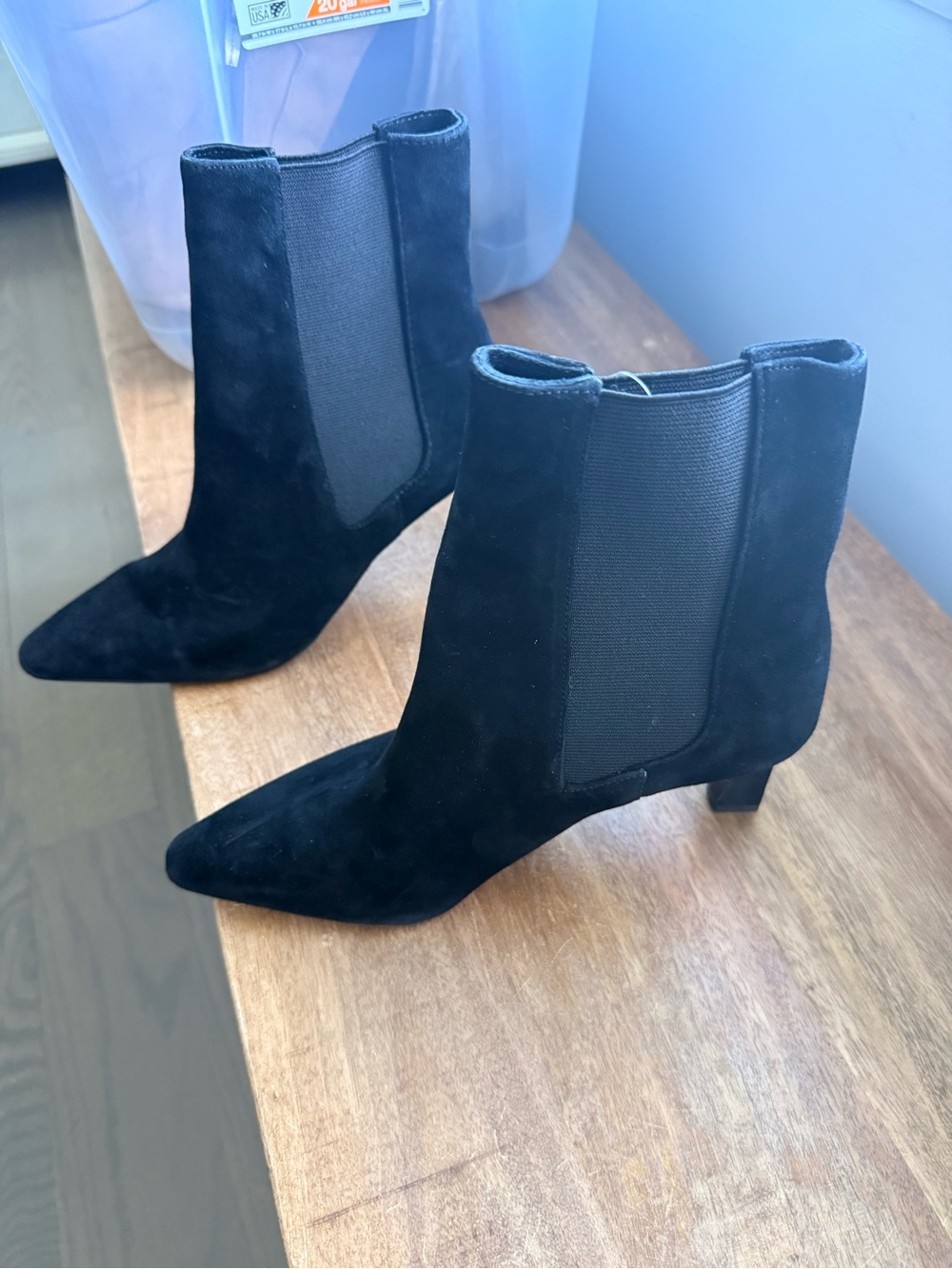 NWOTCharles By Charles David Black Suede Pointed Toe Boots - Picture 4 of 7